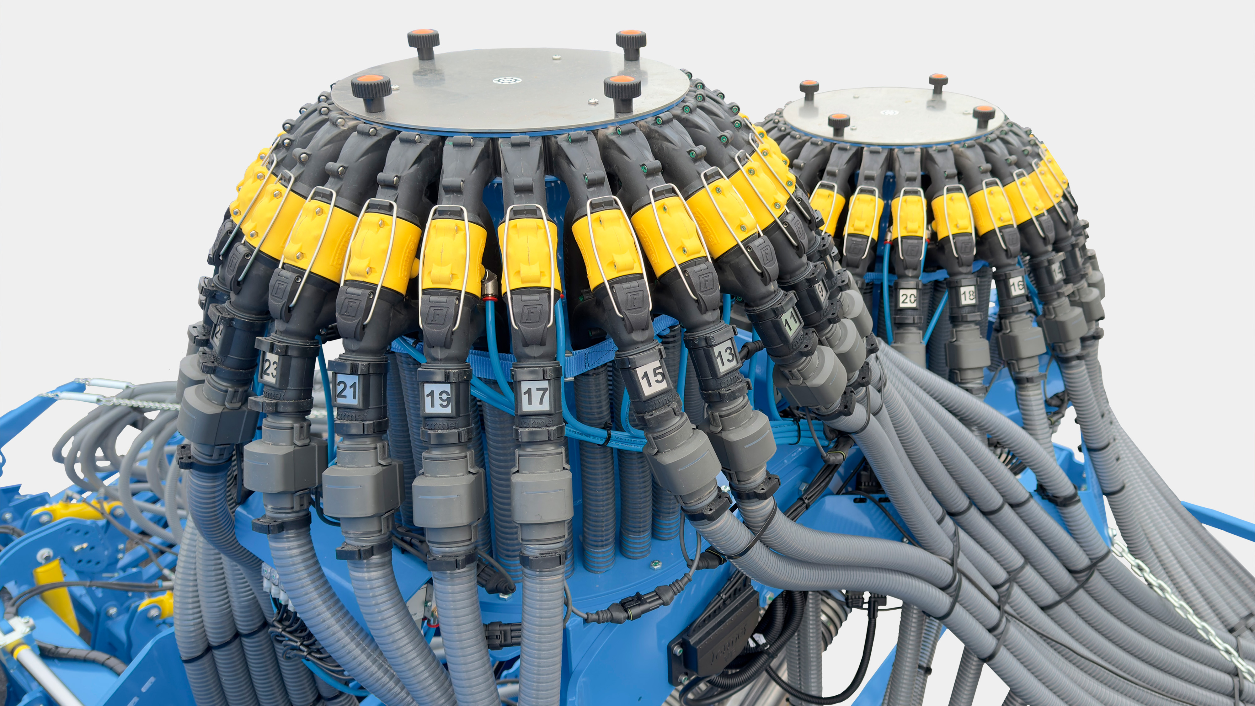 Kompaktā sējmašīna Falcon Compact